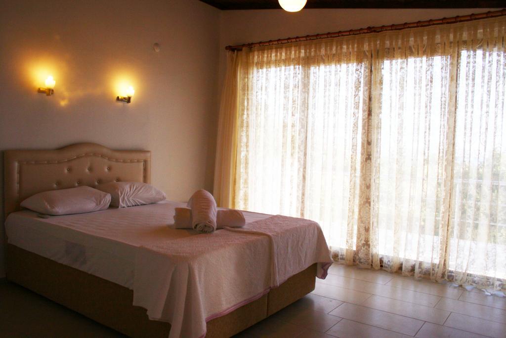 Mengen Konaklari Hotel Датча Стая снимка